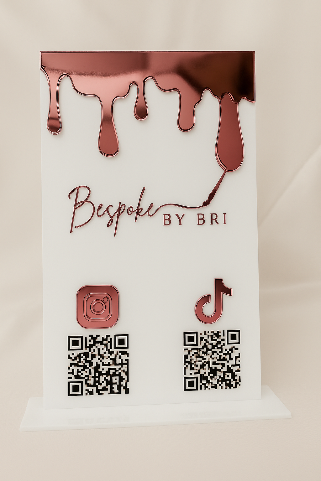 Custom Acrylic Social Media Stand